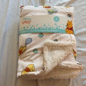 NWT Disney Winnie the Pooh Cream Baby Blanket